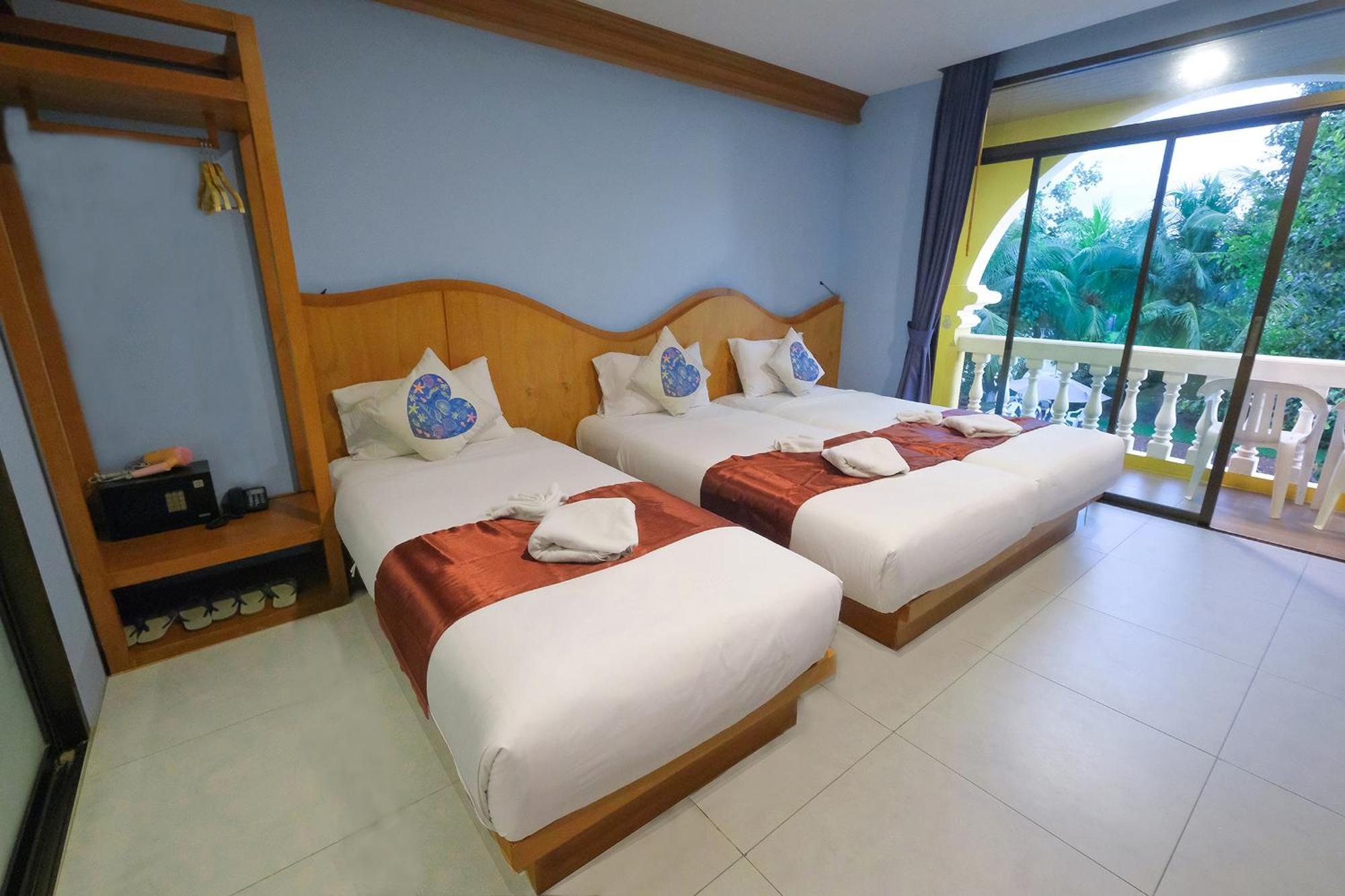 The Pineapple Hotel Krabi Exterior photo